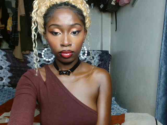 Boughie-birdy webcam