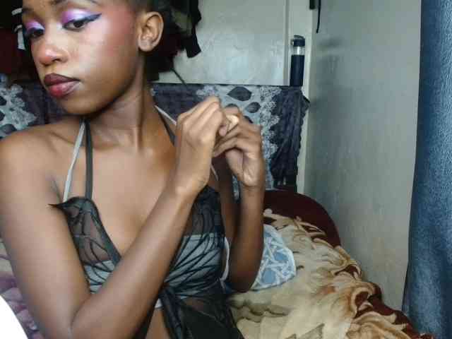 Boughie-birdy webcam