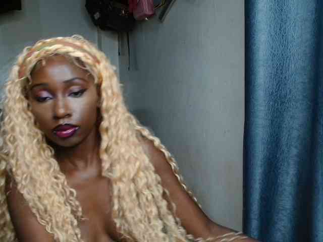 Boughie-birdy webcam