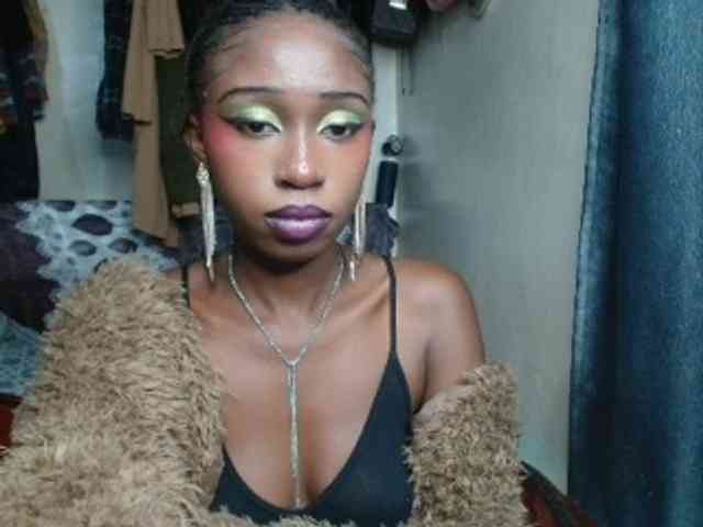 Boughie-birdy webcam