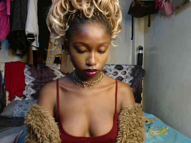 Boughie-birdy webcam