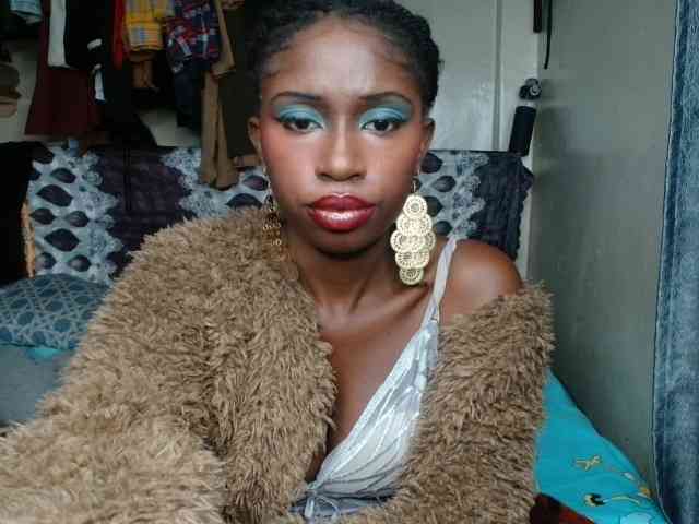 Model: Boughie-birdy