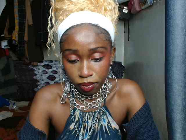 Model: Boughie-birdy