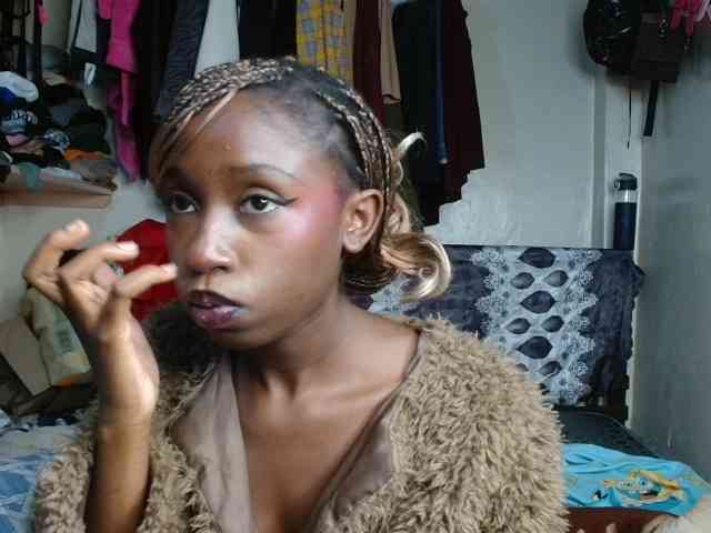 Boughie-birdy webcam