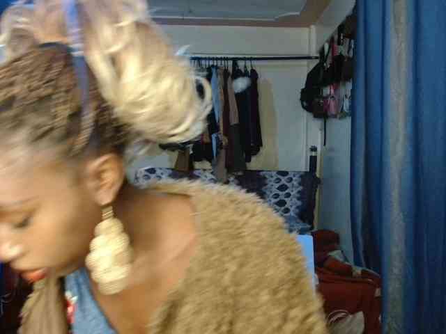 Boughie-birdy webcam