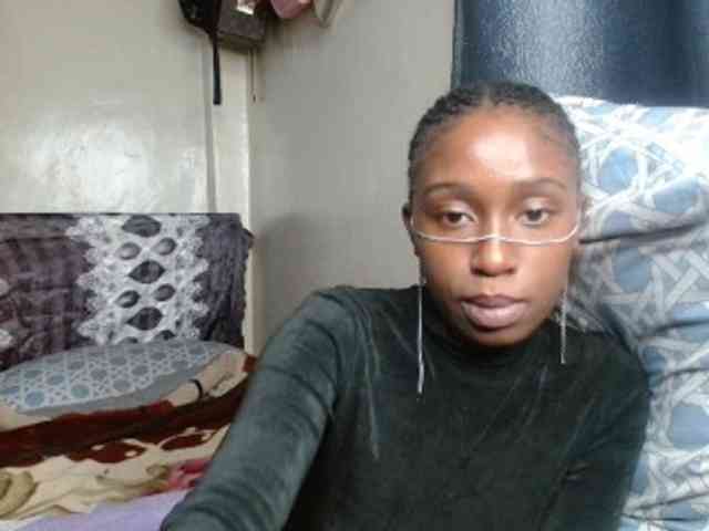 Boughie-birdy webcam