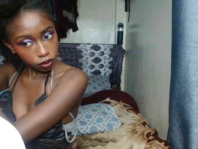 Boughie-birdy webcam