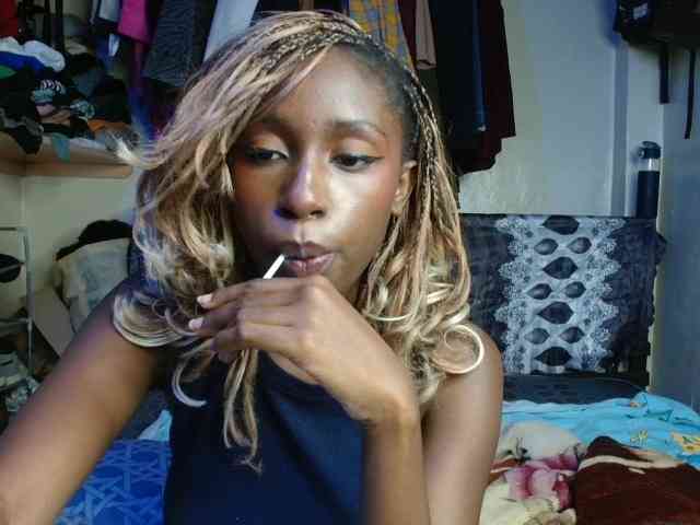Boughie-birdy webcam