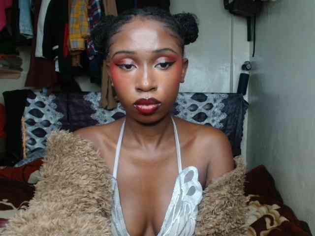 Boughie-birdy webcam