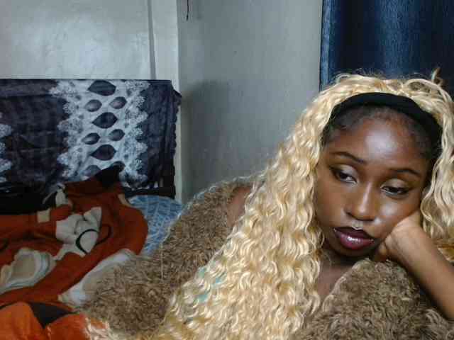 Boughie-birdy webcam