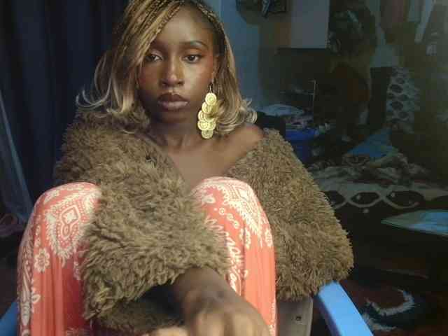 Boughie-birdy webcam