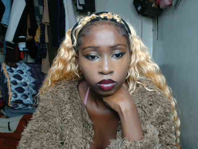 Boughie-birdy webcam