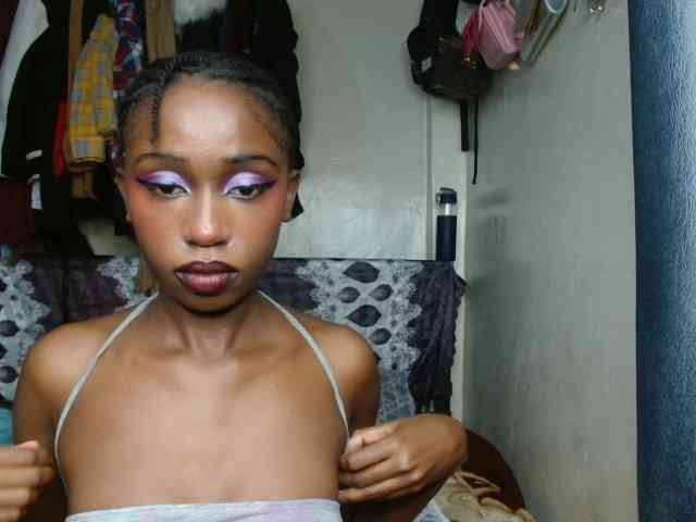 Boughie-birdy webcam
