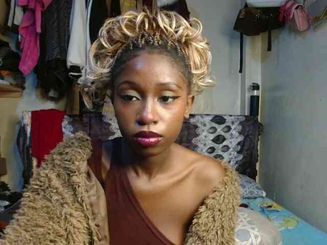 Boughie-birdy webcam