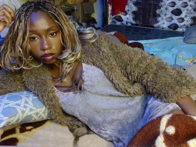 Boughie-birdy webcam