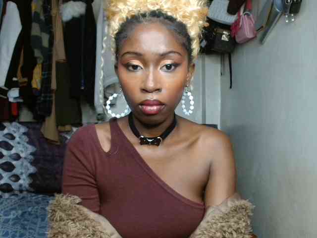 Boughie-birdy webcam