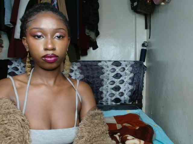 Boughie-birdy webcam