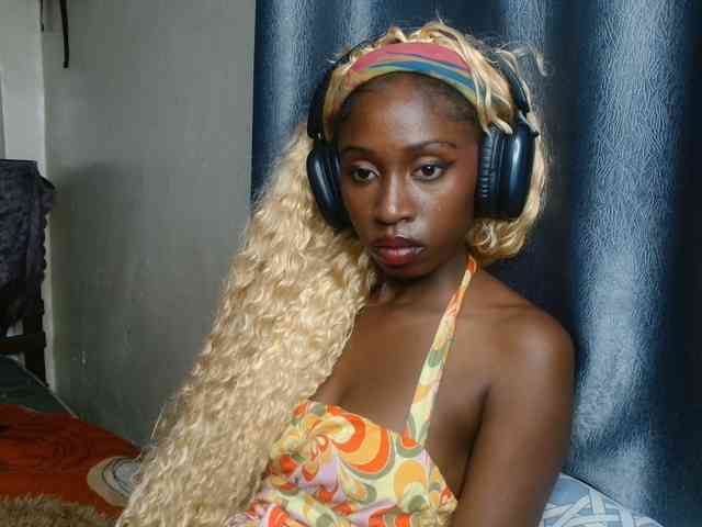 Model: Boughie-birdy