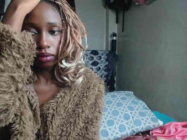 Boughie-birdy webcam