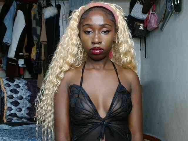 Boughie-birdy webcam