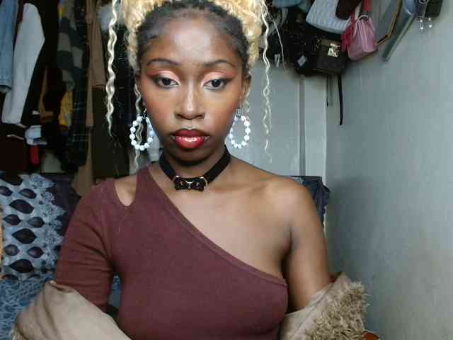 Boughie-birdy webcam