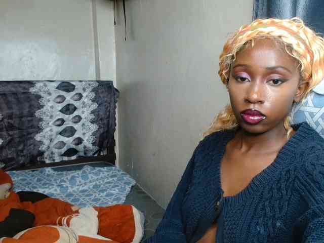 Boughie-birdy webcam