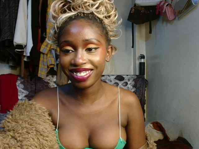 Boughie-birdy webcam