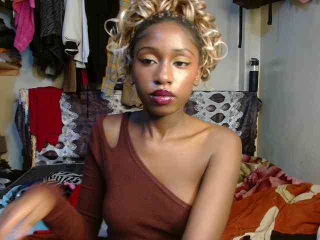 Boughie-birdy webcam