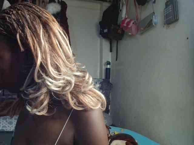 Boughie-birdy webcam