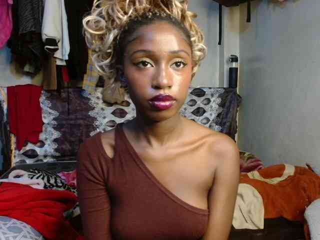 Boughie-birdy webcam