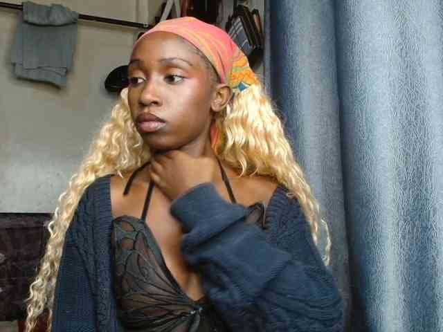 Boughie-birdy webcam