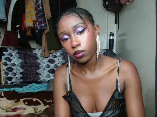 Boughie-birdy webcam
