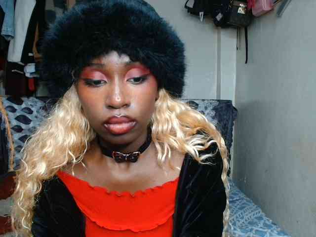Boughie-birdy webcam
