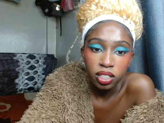 Boughie-birdy webcam