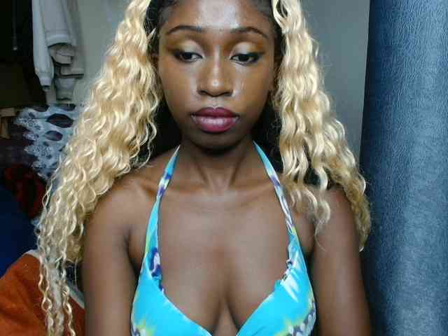 Boughie-birdy webcam