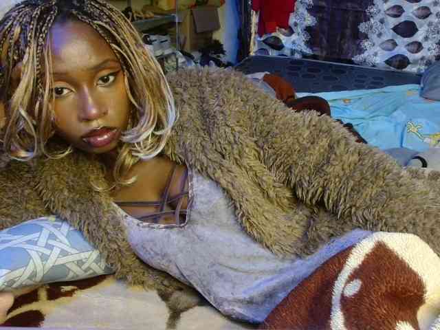 Boughie-birdy webcam