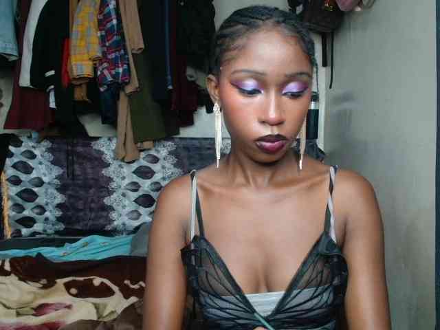 Boughie-birdy webcam