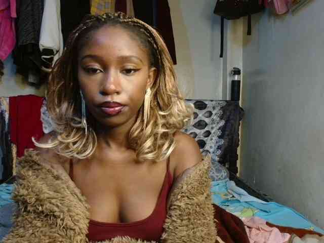 Boughie-birdy webcam