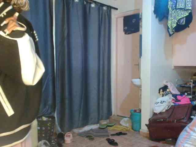 Boughie-birdy webcam