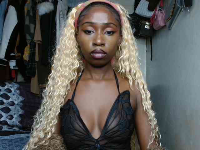 Boughie-birdy webcam
