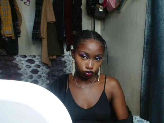 Boughie-birdy webcam