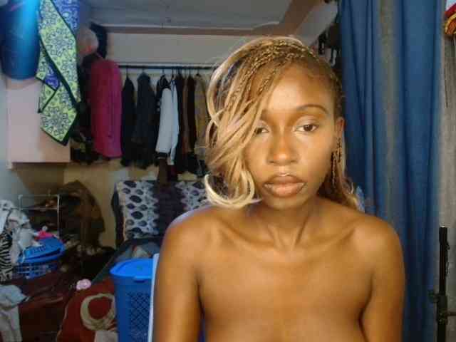 Boughie-birdy webcam
