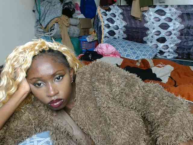 Boughie-birdy webcam