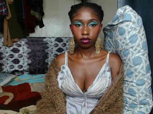 Boughie-birdy webcam