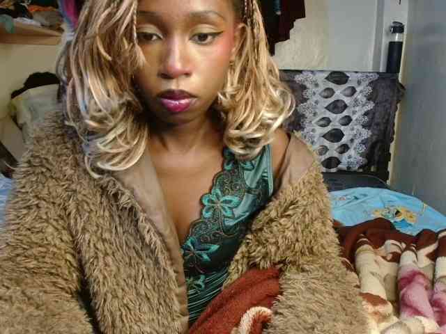 Model: Boughie-birdy