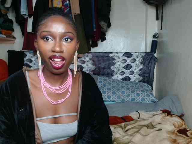 Boughie-birdy webcam