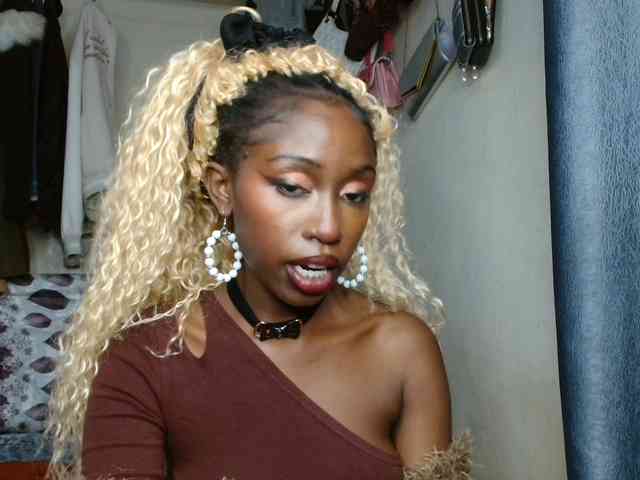 Boughie-birdy webcam
