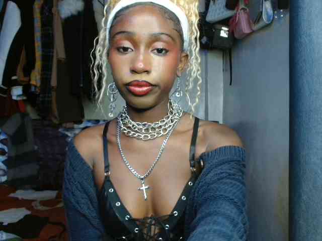 Boughie-birdy webcam