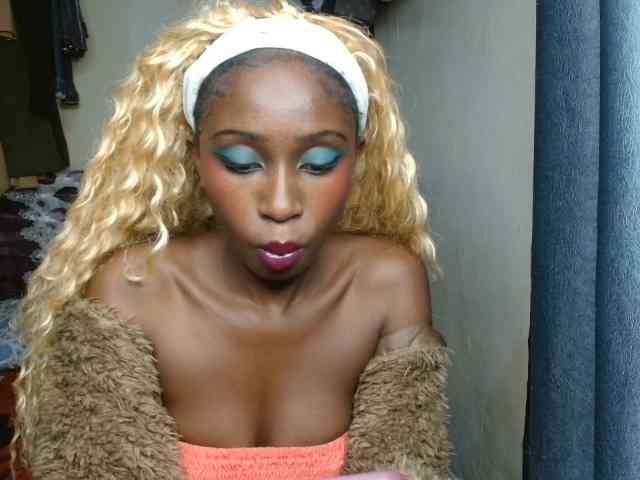 Boughie-birdy webcam