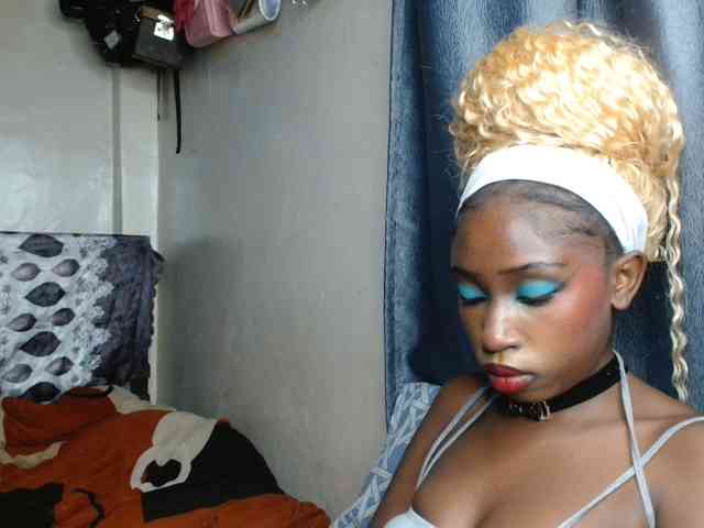 Boughie-birdy webcam